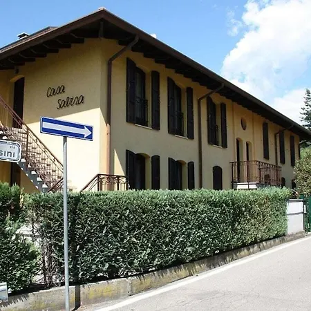 Casa vacanze Casa Sabina - App E H Lagocamp Maccagno